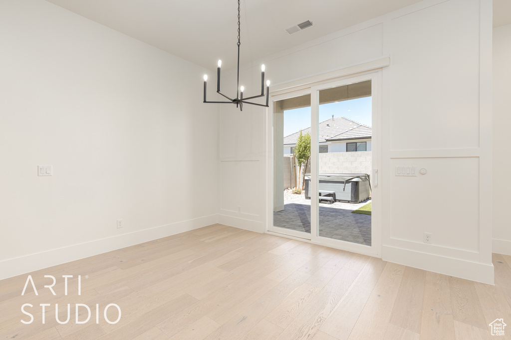 Photo 10 for MLS #2101102 at 2979 E Alderann St