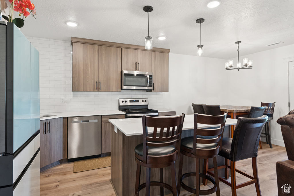 1694 W 2975 S #D Syracuse, UT 84075