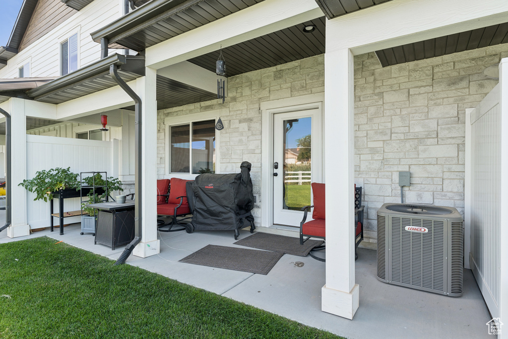 1694 W 2975 S #D Syracuse, UT 84075