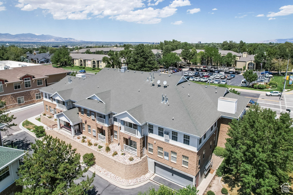 11025 S GRAPEVINE CV #B205 Sandy, UT 84070