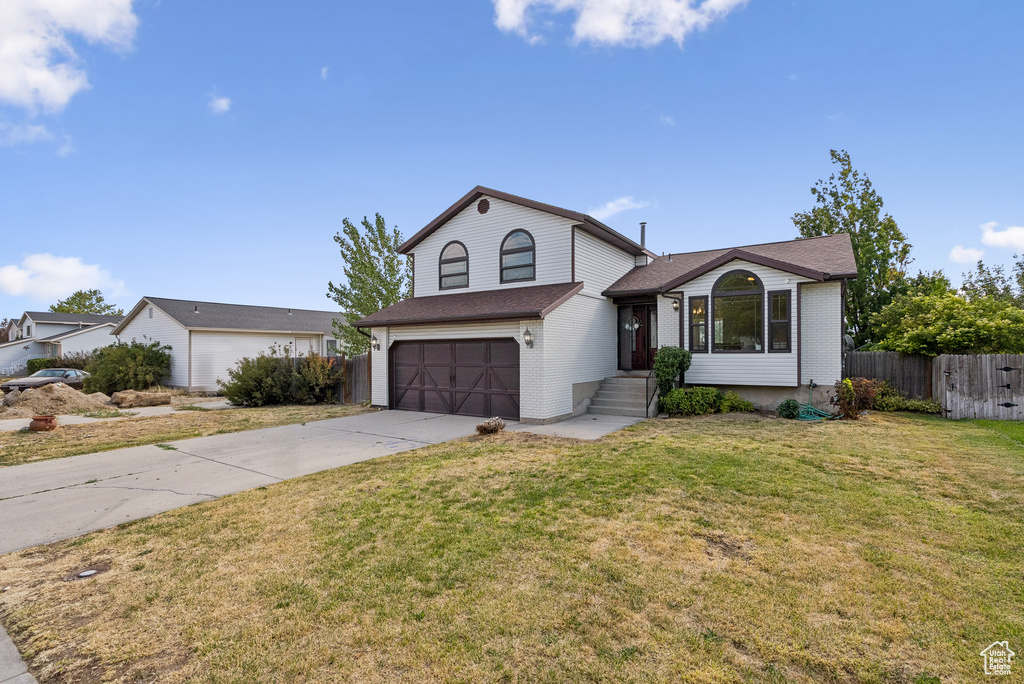 6943 S CLERNATES DR West Jordan, UT 84081