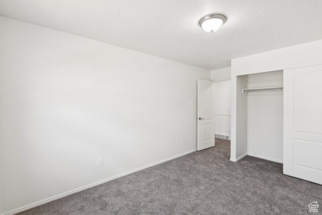 6943 S CLERNATES DR West Jordan, UT 84081