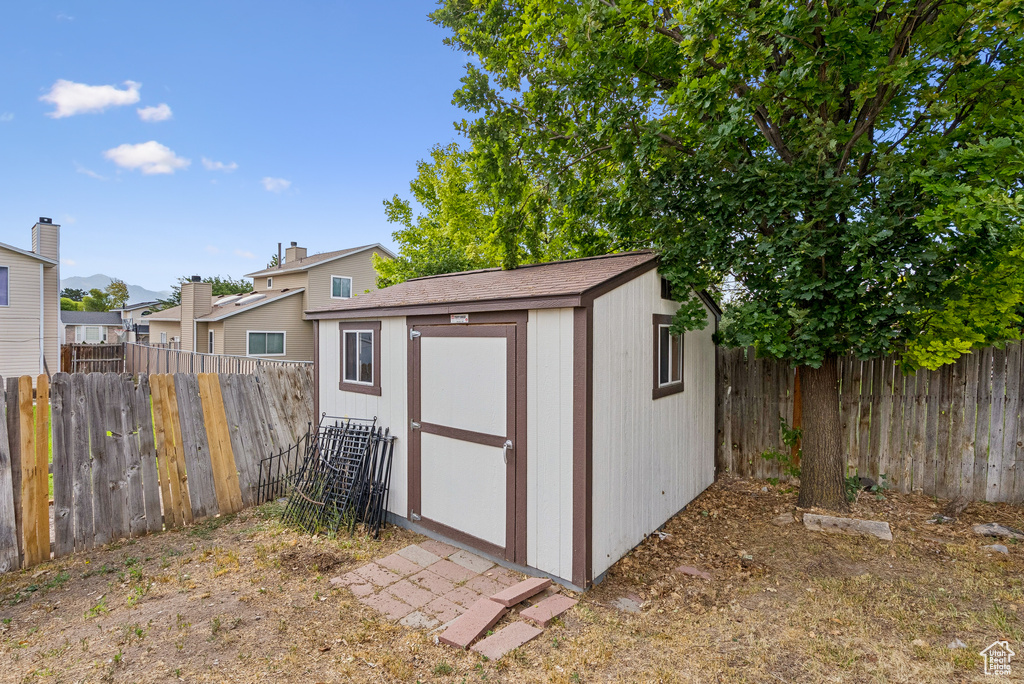 6943 S CLERNATES DR West Jordan, UT 84081