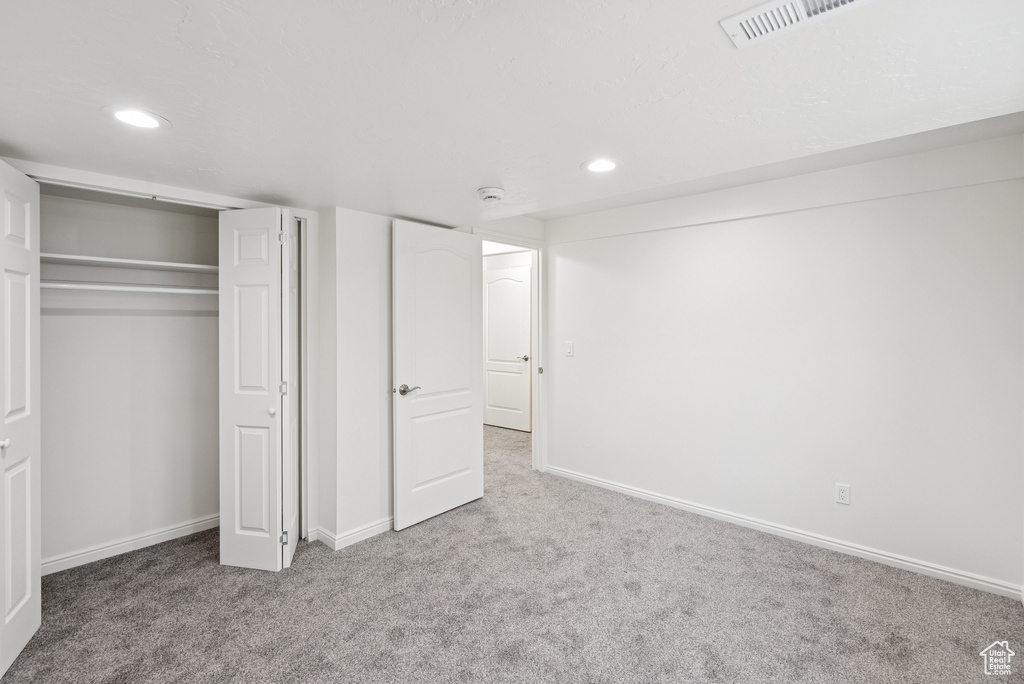 6943 S CLERNATES DR West Jordan, UT 84081