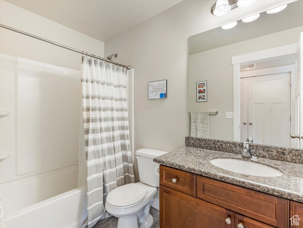 7944 S FARM HOUSE LN Midvale, UT 84047