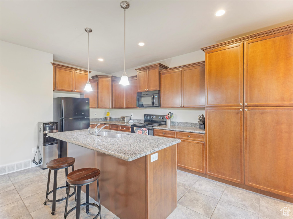 7944 S FARM HOUSE LN Midvale, UT 84047
