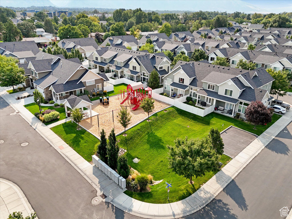 7944 S FARM HOUSE LN Midvale, UT 84047