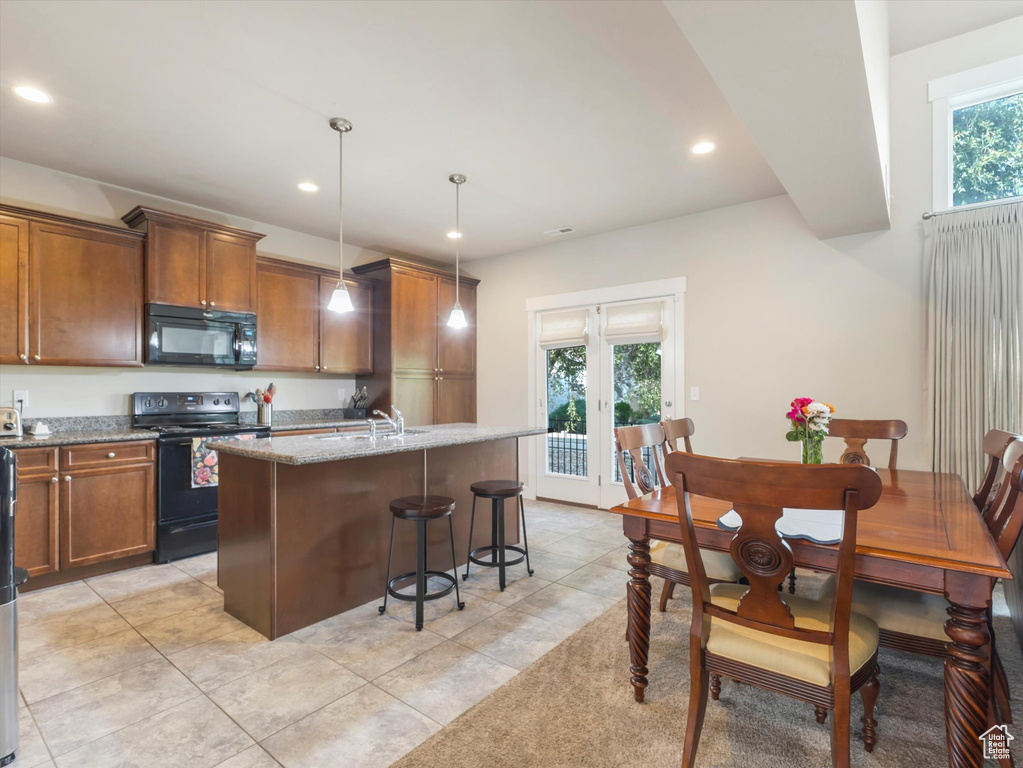 7944 S FARM HOUSE LN Midvale, UT 84047
