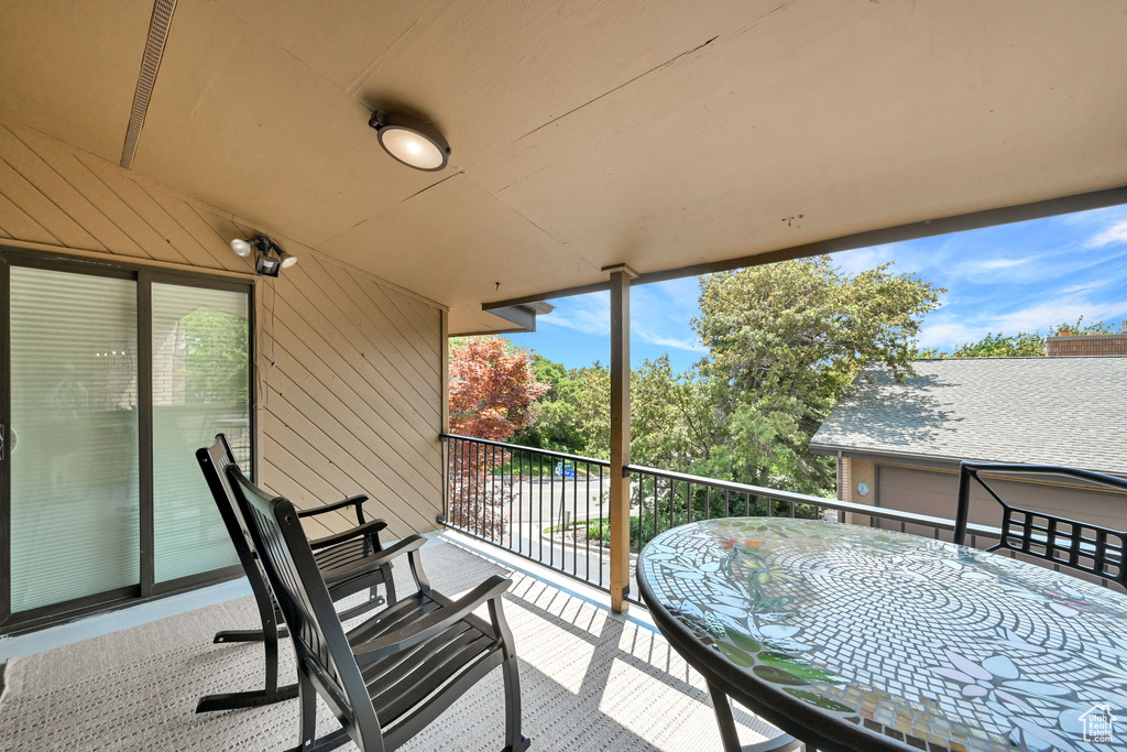 4874 CHUKAR LN Ogden, UT 84403