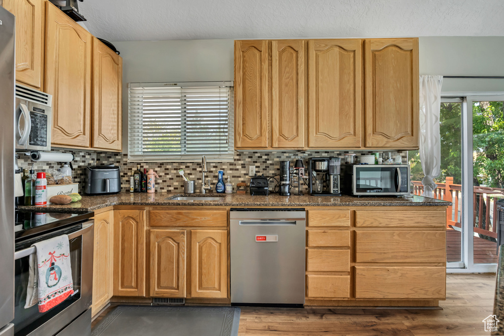 761 E ALTARA DR Sandy, UT 84094