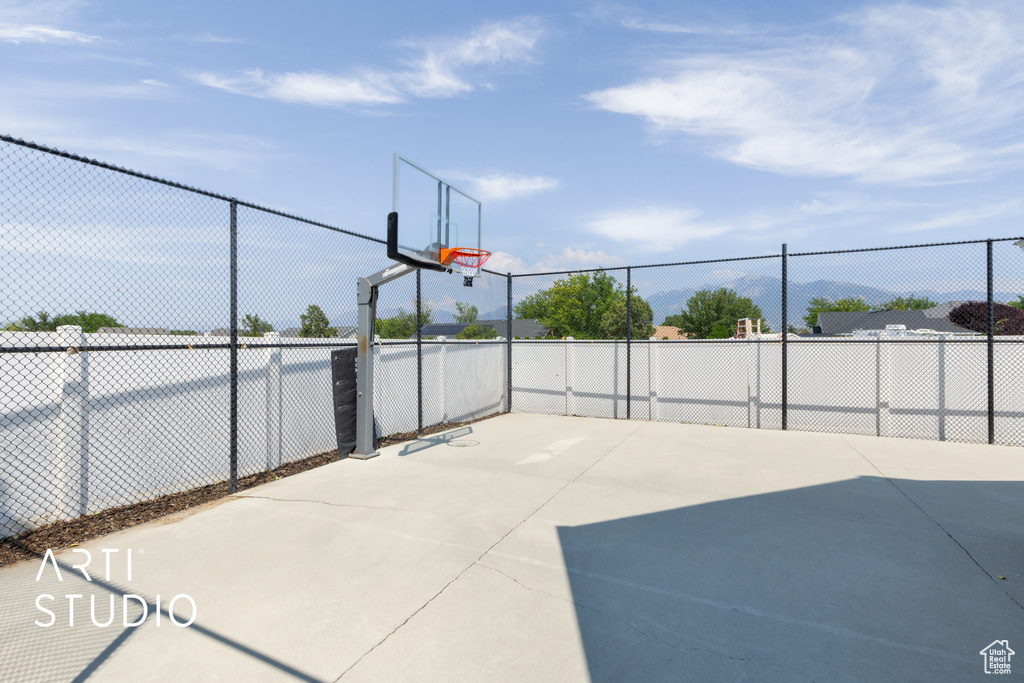 12247 S 1860 W Riverton, UT 84065