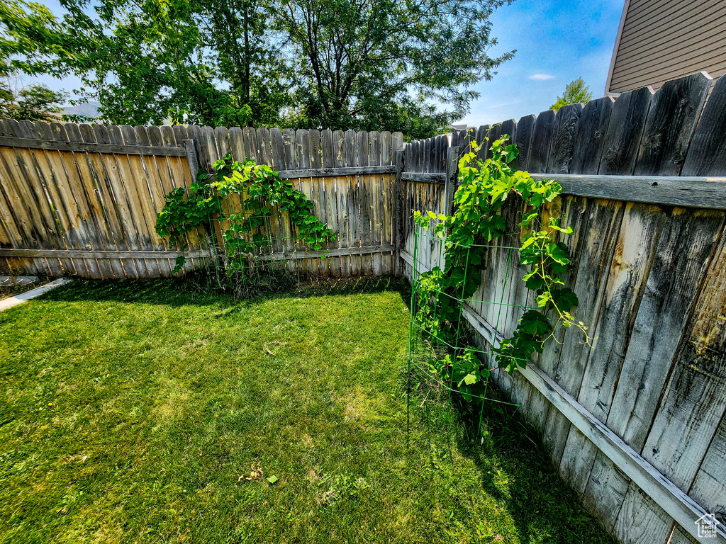 952 W 470 S Tooele, UT 84074