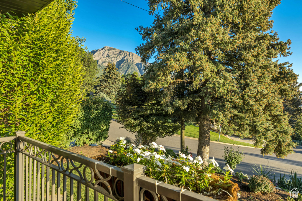 3345 S CRESTWOOD DR Salt Lake City, UT 84109