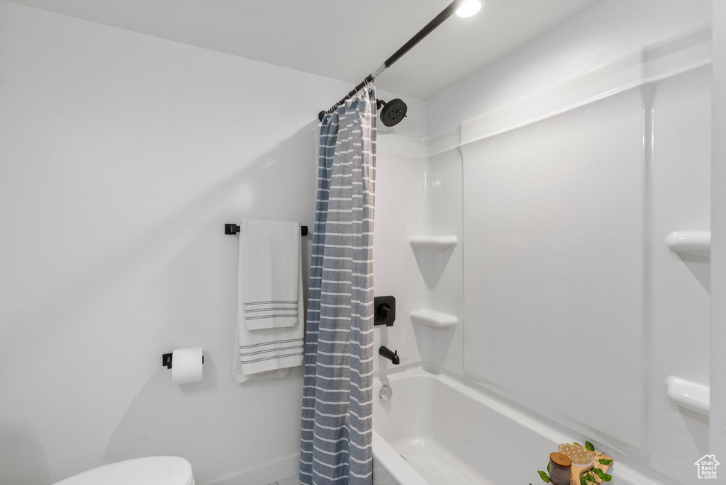 2588 E 1930 N Layton, UT 84040