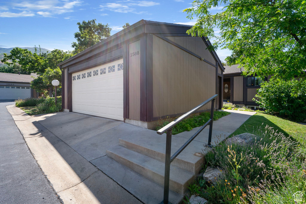 2588 E 1930 N Layton, UT 84040
