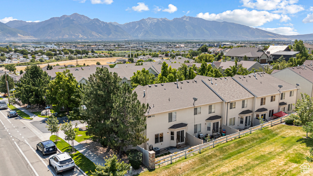 6694 S BALFOUR LN Murray, UT 84123
