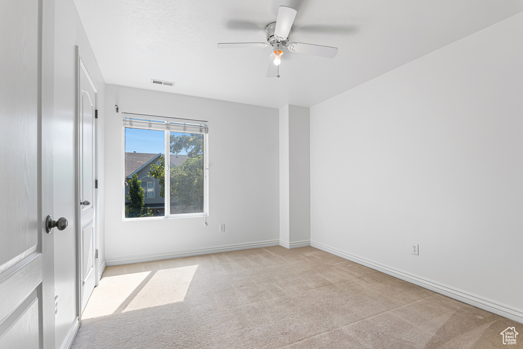 6694 S BALFOUR LN Murray, UT 84123