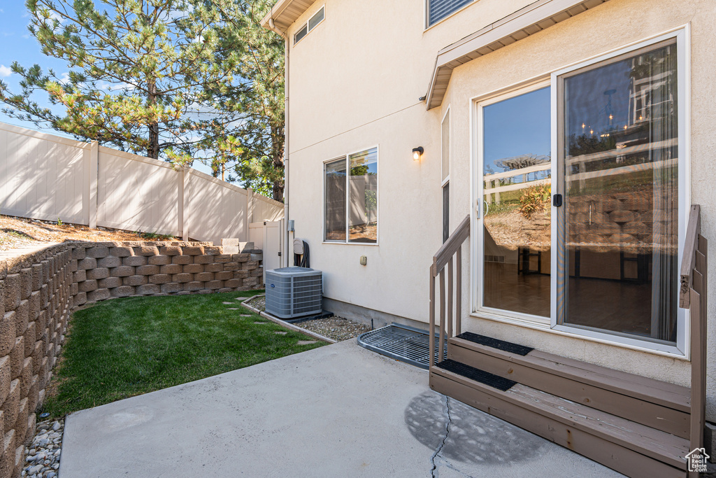 6694 S BALFOUR LN Murray, UT 84123