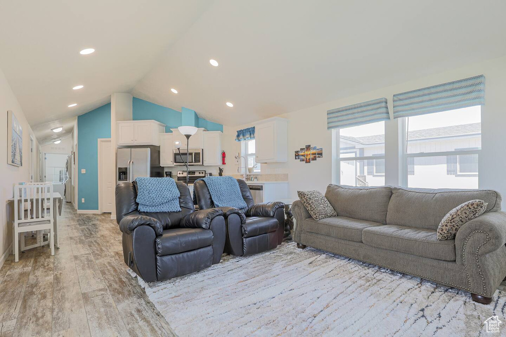 583 S ASPEN DR Garden City, UT 84028