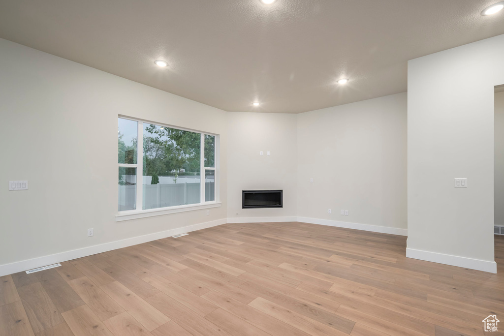 Photo 8 for MLS #2101207 at 5493 W Evans Ct #6