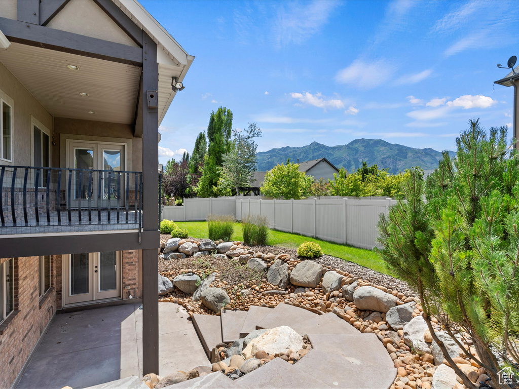 5997 ROUNDUP CT #205 Mountain Green, UT 84050