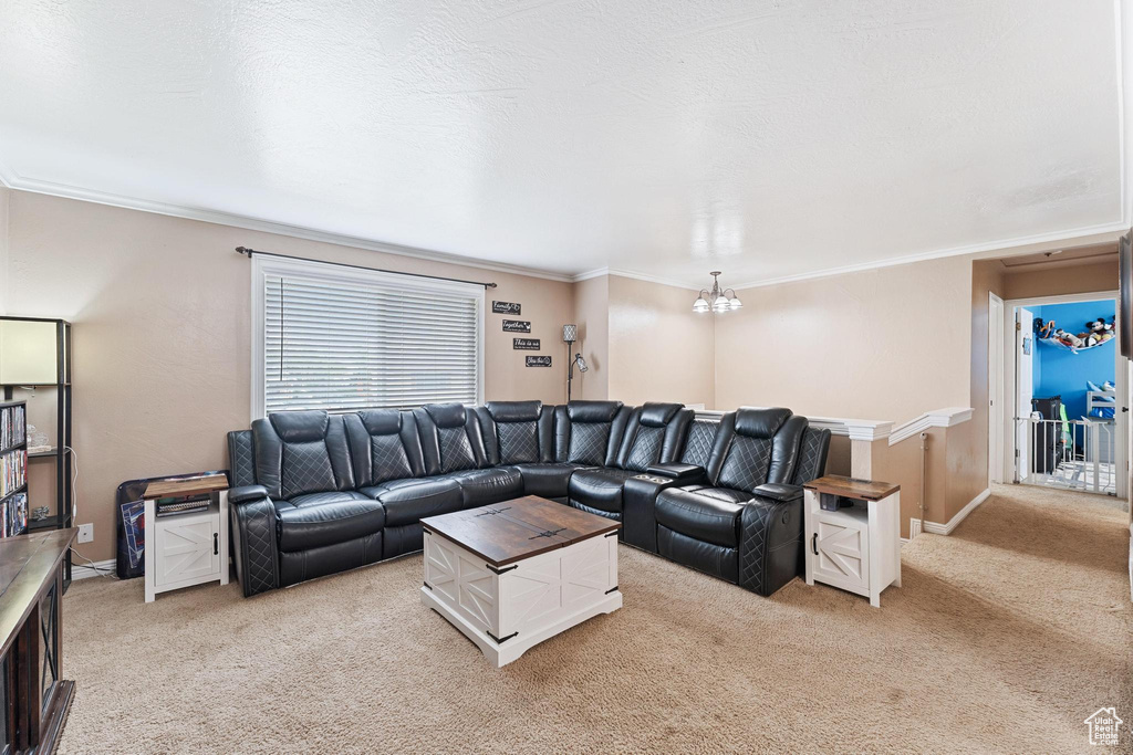 4902 S FARAH DR Kearns, UT 84118