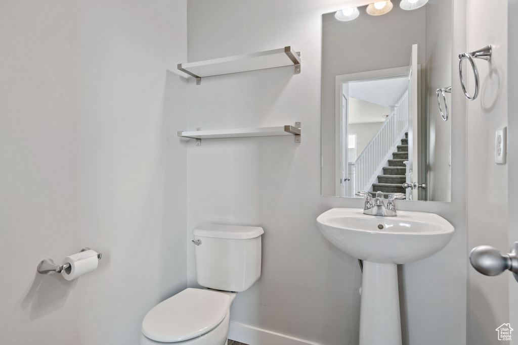 5326 W ROCHDALE LN. Herriman, UT 84096