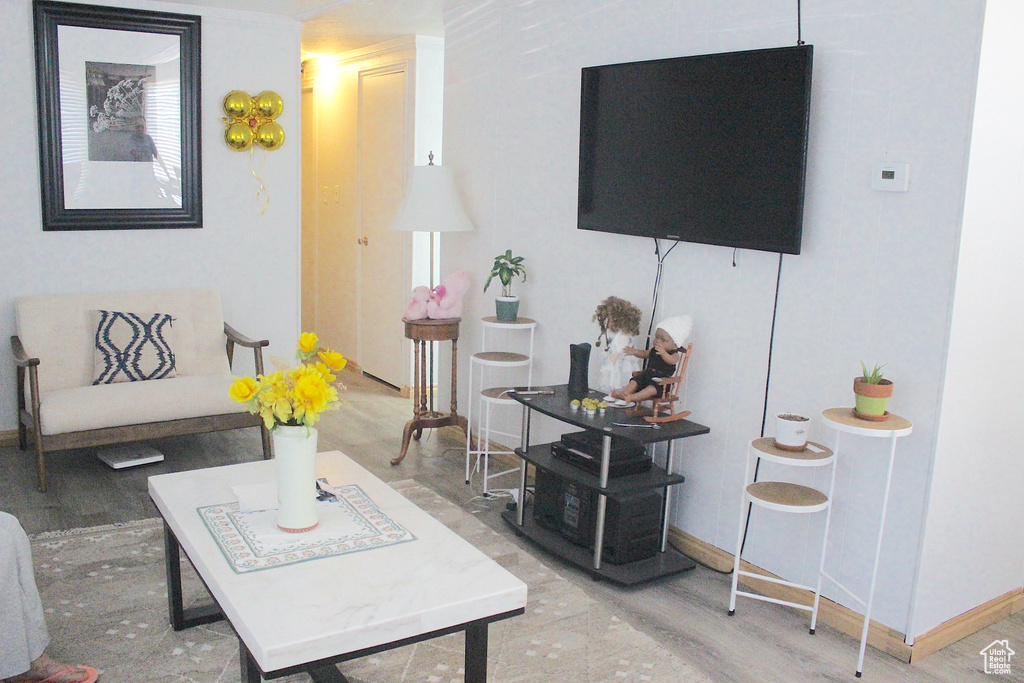 Photo 13 for MLS #2101254 at 1651 W Calvo Dr #28