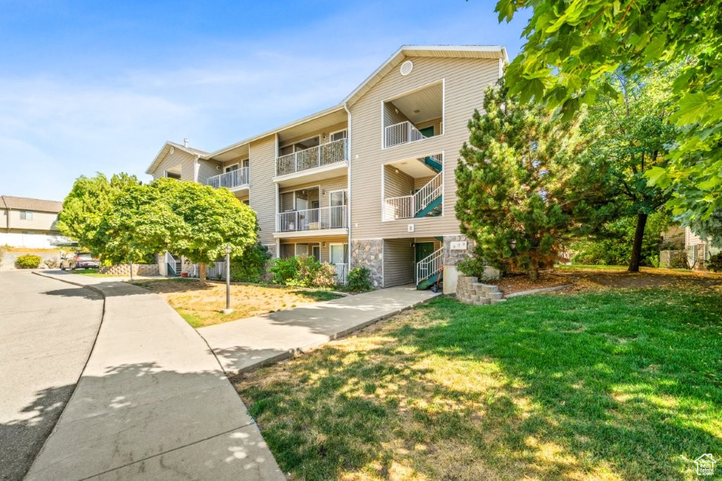 490 E 700 S #B17 Clearfield, UT 84015