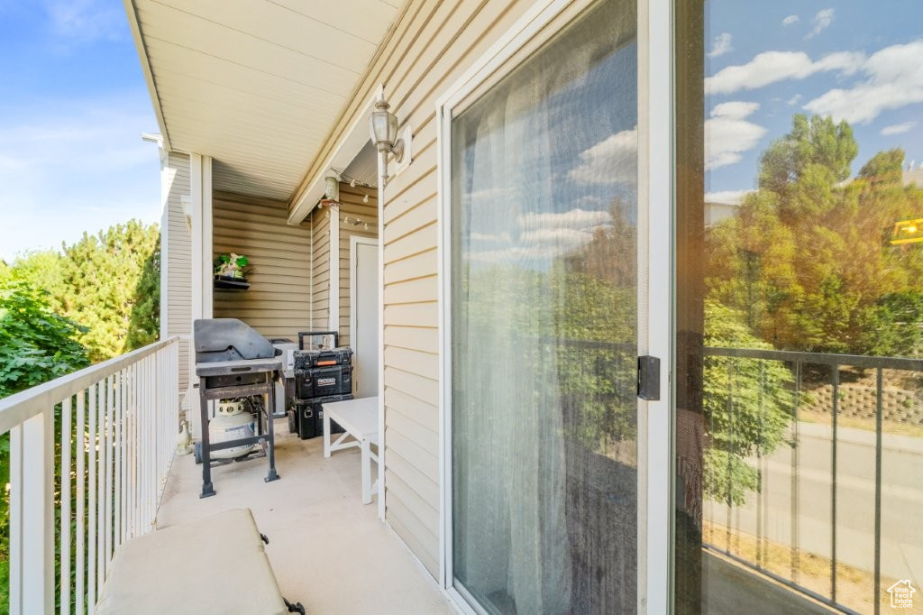 490 E 700 S #B17 Clearfield, UT 84015