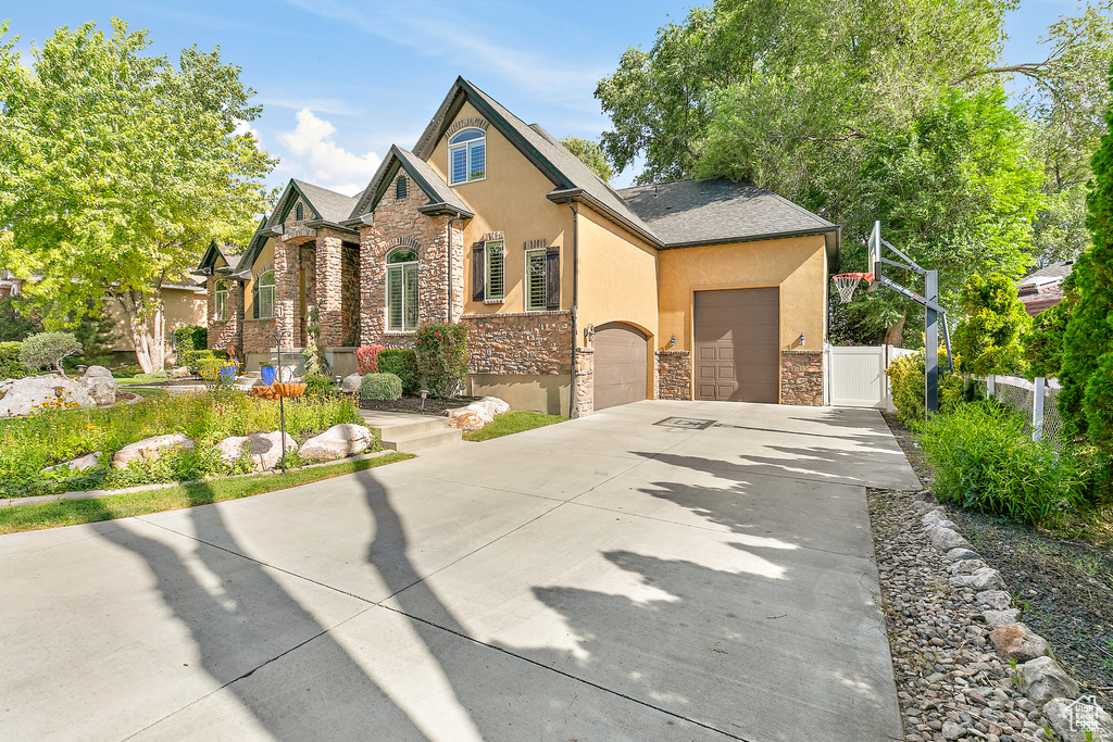 3558 W NEW PRIVATE DR Riverton, UT 84065