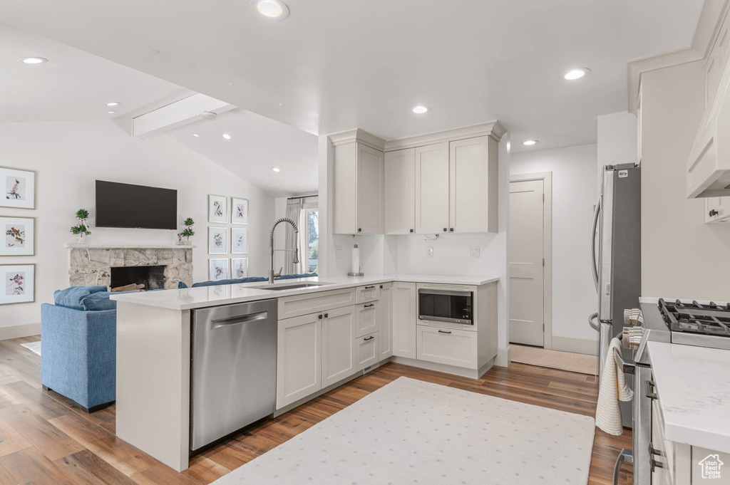 6879 S NYE DR Salt Lake City, UT 84121