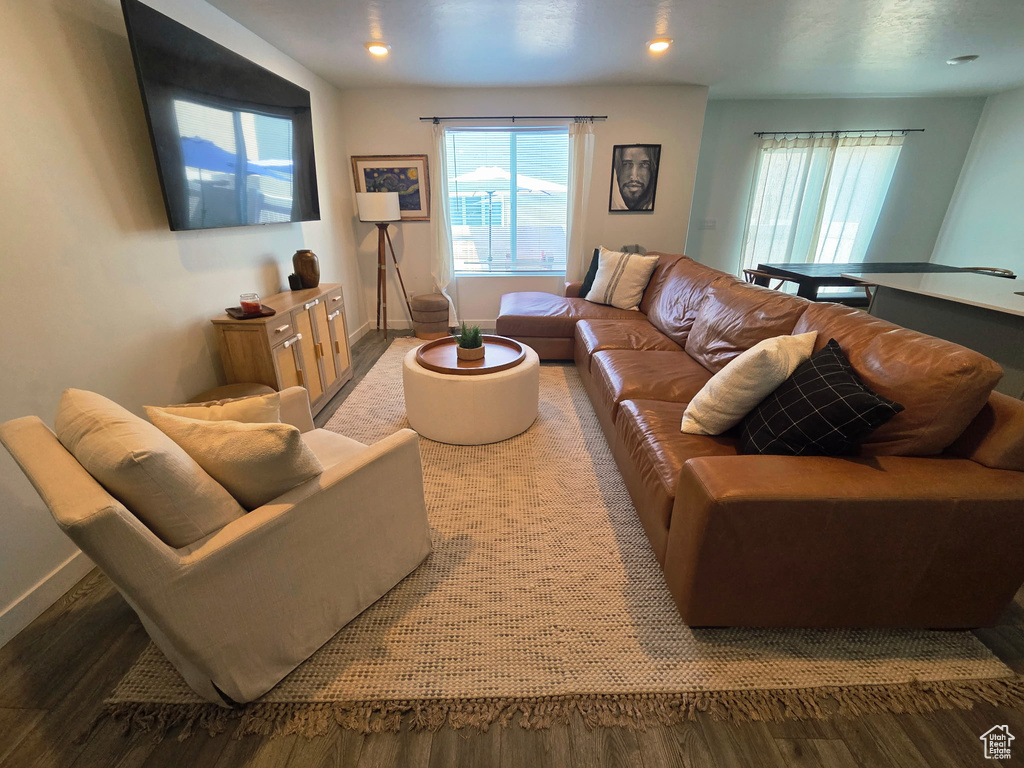 511 N HELMSMAN LN Saratoga Springs, UT 84045