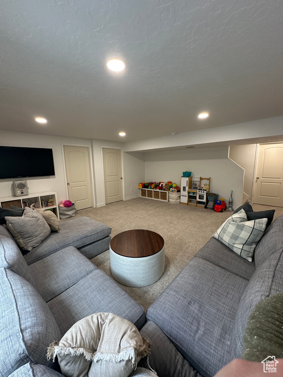 511 N HELMSMAN LN Saratoga Springs, UT 84045