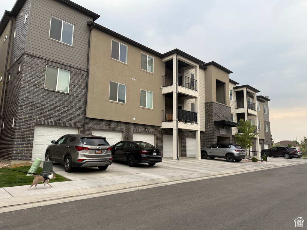 13526 S POOLE #D204 Riverton, UT 84096