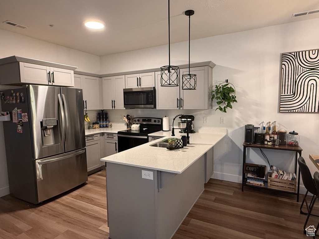 13526 S POOLE #D204 Riverton, UT 84096