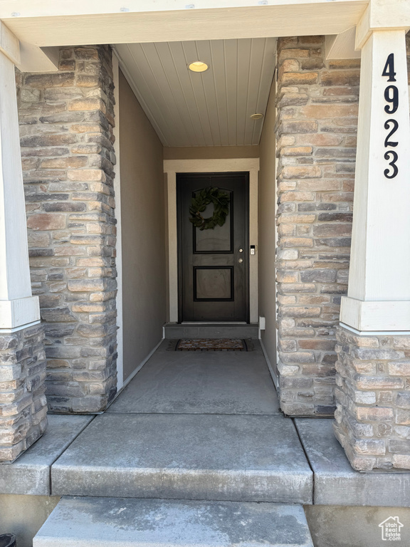4923 W PILLAR DR Riverton, UT 84096