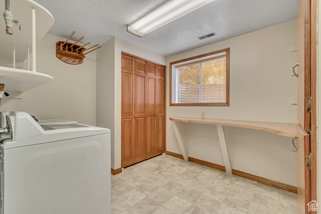 486 W CLOVER VIEW DR Murray, UT 84123