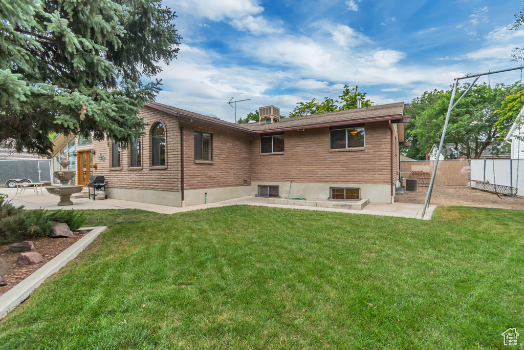 486 W CLOVER VIEW DR Murray, UT 84123