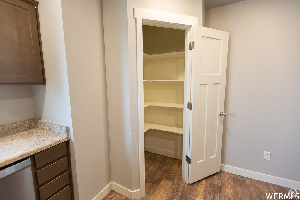 2611 S LESSEPS LN Magna, UT 84044