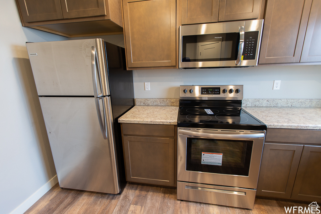 2611 S LESSEPS LN Magna, UT 84044
