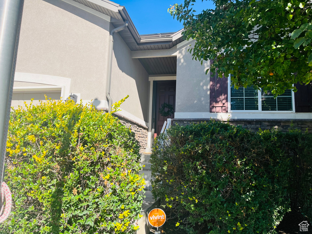 Photo 2 for MLS #2101300 at 357 E 580 South