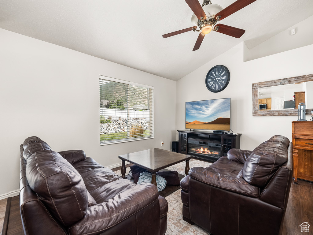 1567 S SPUR CT. Payson, UT 84651