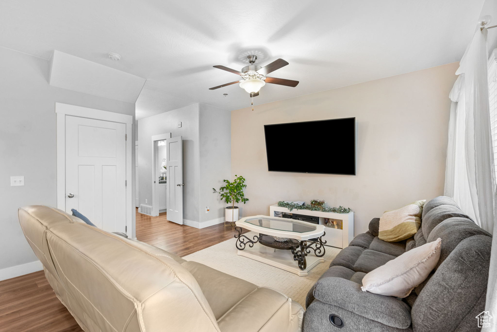 7465 N COTTAGE LN Saratoga Springs, UT 84005