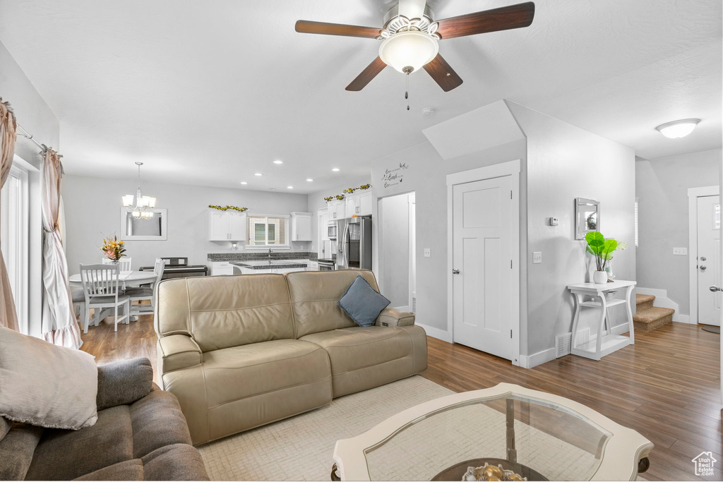 7465 N COTTAGE LN Saratoga Springs, UT 84005