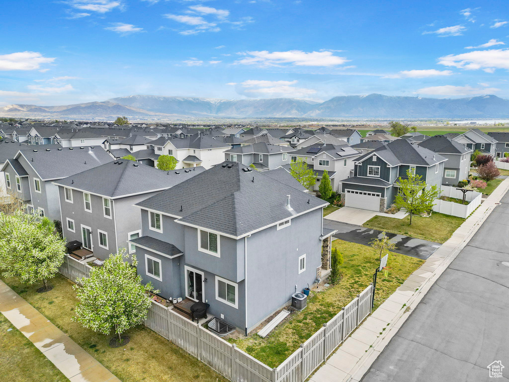 7465 N COTTAGE LN Saratoga Springs, UT 84005