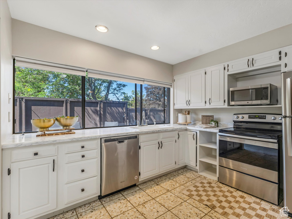 2285 S RIDGEWOOD WAY Bountiful, UT 84010