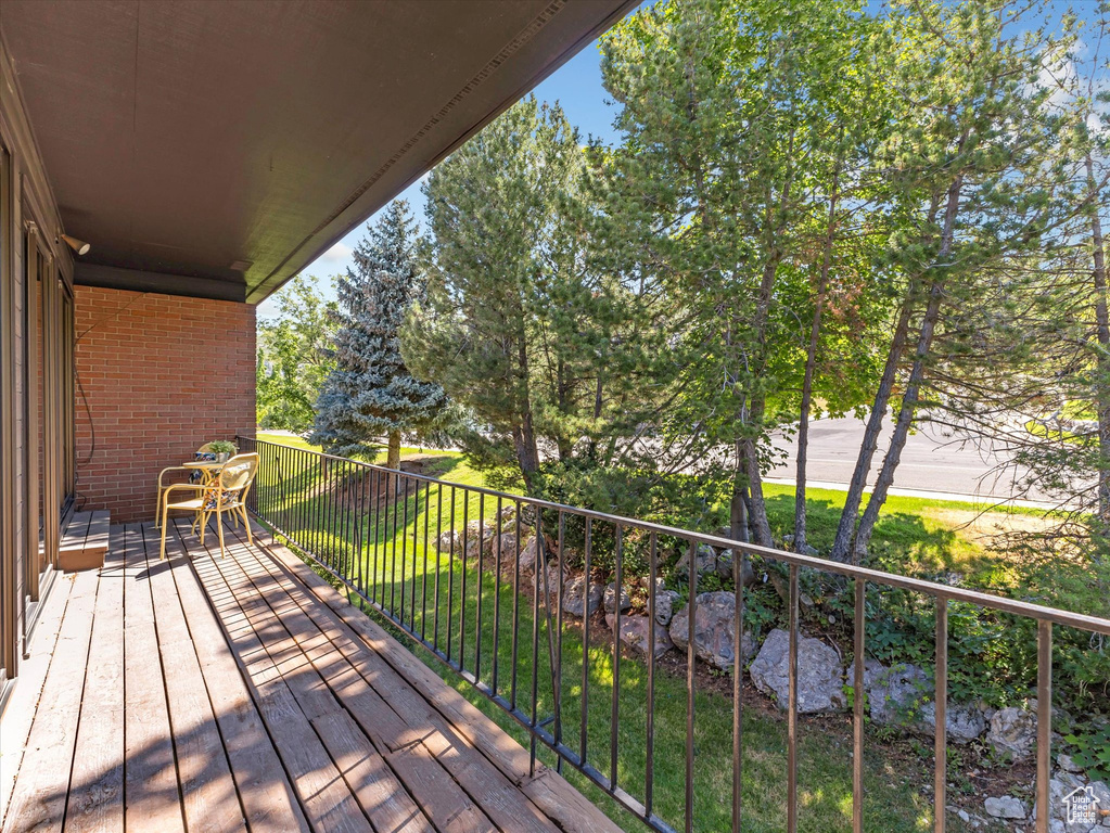 2285 S RIDGEWOOD WAY Bountiful, UT 84010