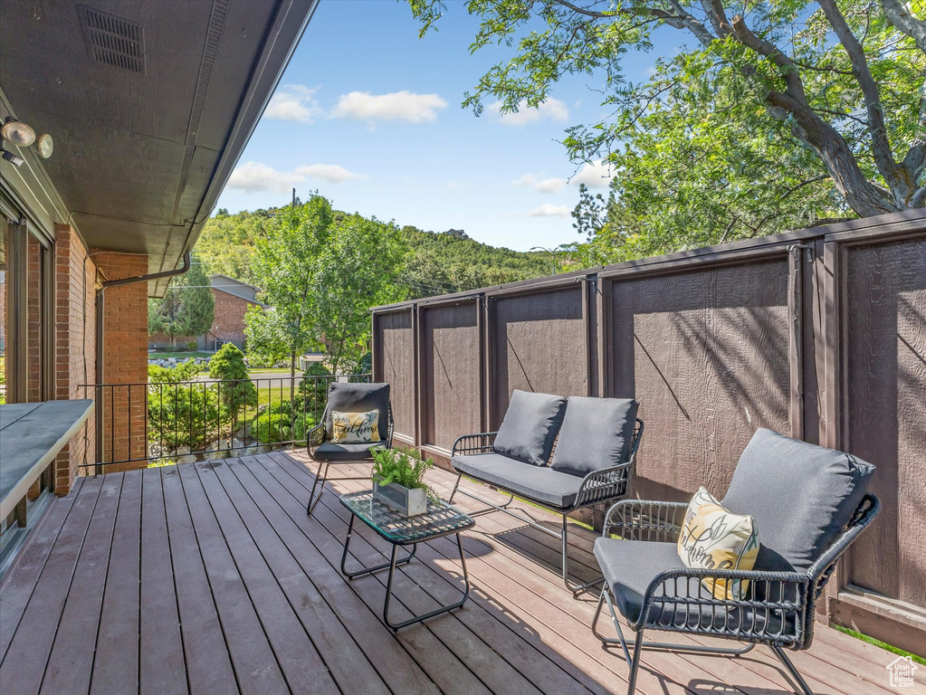 2285 S RIDGEWOOD WAY Bountiful, UT 84010