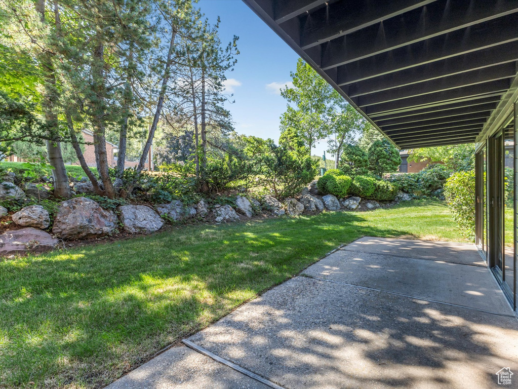 2285 S RIDGEWOOD WAY Bountiful, UT 84010